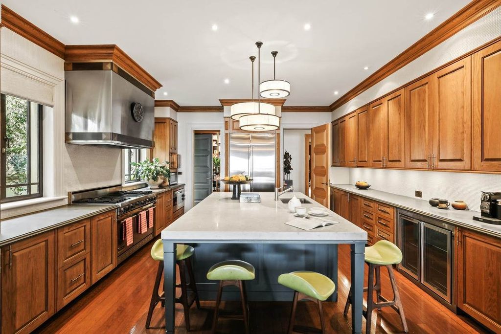 Absolute waterfront estate by Andre Porebski in New South Wales for Sale