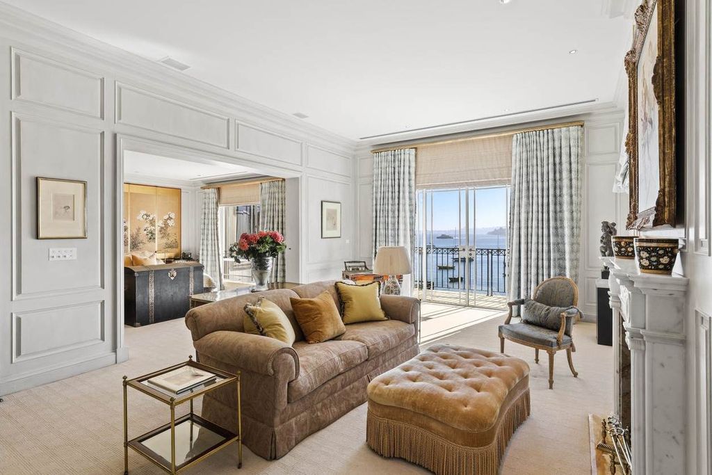 Absolute waterfront estate by Andre Porebski in New South Wales for Sale 4