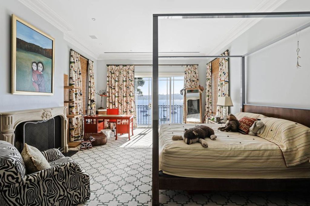 Absolute waterfront estate by Andre Porebski in New South Wales for Sale