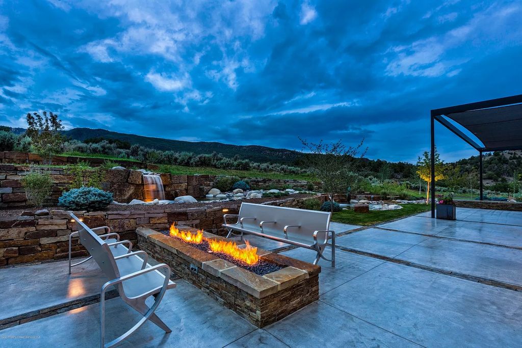 The Contemporary Home in Colorado is an architecturally sophisticated contemporary home with top of the line equestrian facilities now available for sale. This home located at 1430 Hooks Spur Rd, Basalt, Colorado; offering 7 bedrooms and 8 bathrooms with over 7,800 square feet of living spaces.