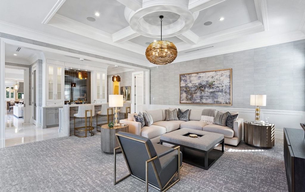 This Magnificent Home in Florida was executed by prestigious Wietsma Lippolis Construction. This home has lavish finishes, attention to detail, and outstanding craftsmanship