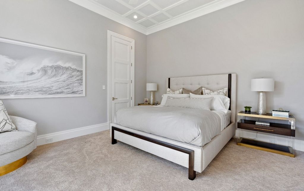 This Magnificent Home in Florida was executed by prestigious Wietsma Lippolis Construction. This home has lavish finishes, attention to detail, and outstanding craftsmanship