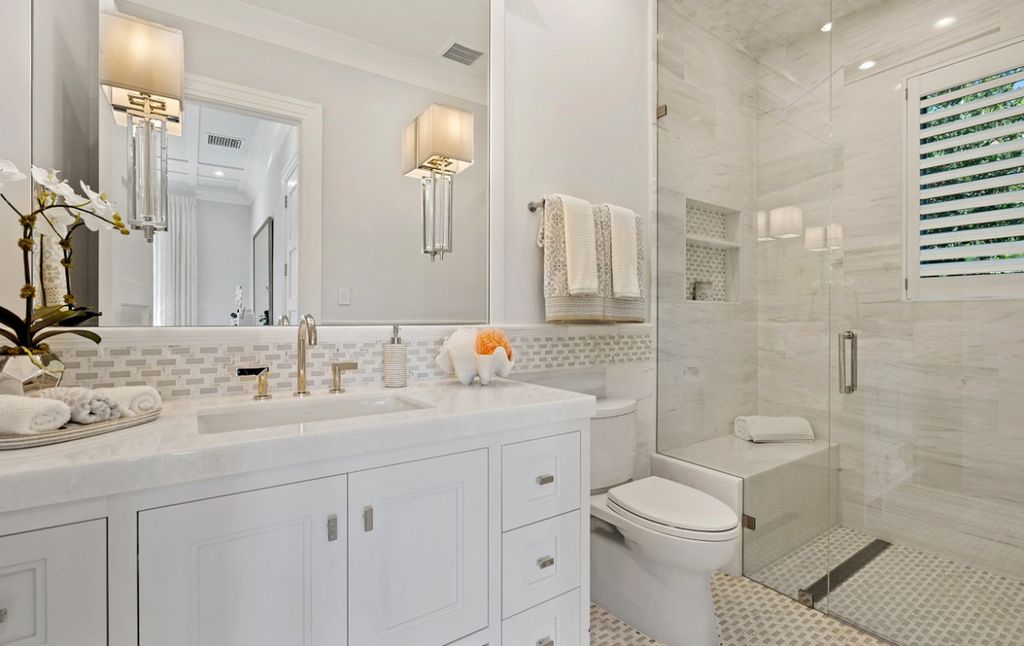 This Magnificent Home in Florida was executed by prestigious Wietsma Lippolis Construction. This home has lavish finishes, attention to detail, and outstanding craftsmanship