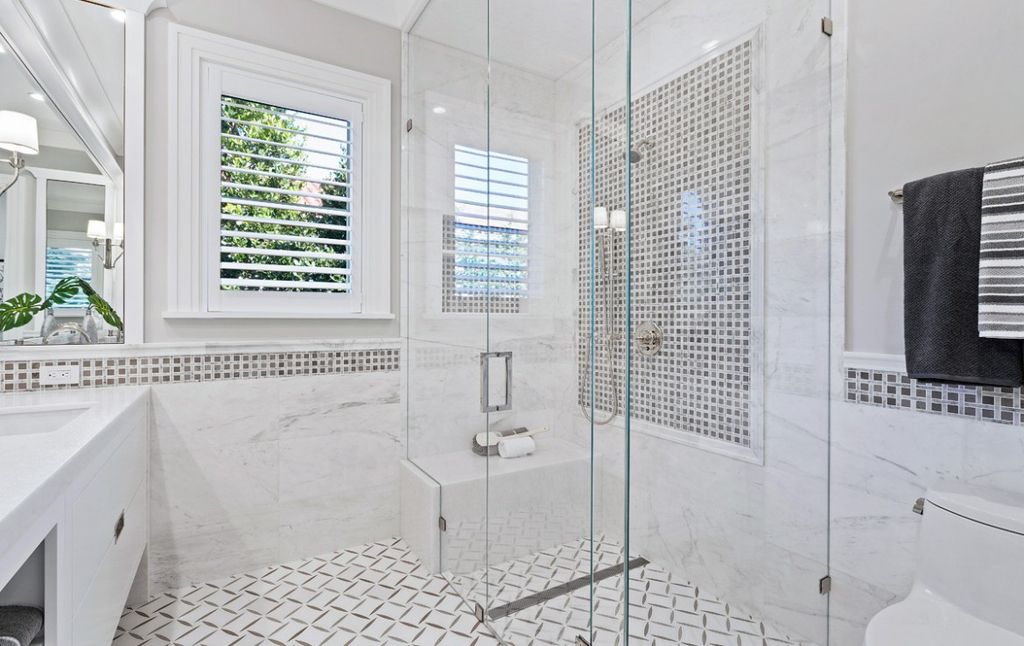 This Magnificent Home in Florida was executed by prestigious Wietsma Lippolis Construction. This home has lavish finishes, attention to detail, and outstanding craftsmanship