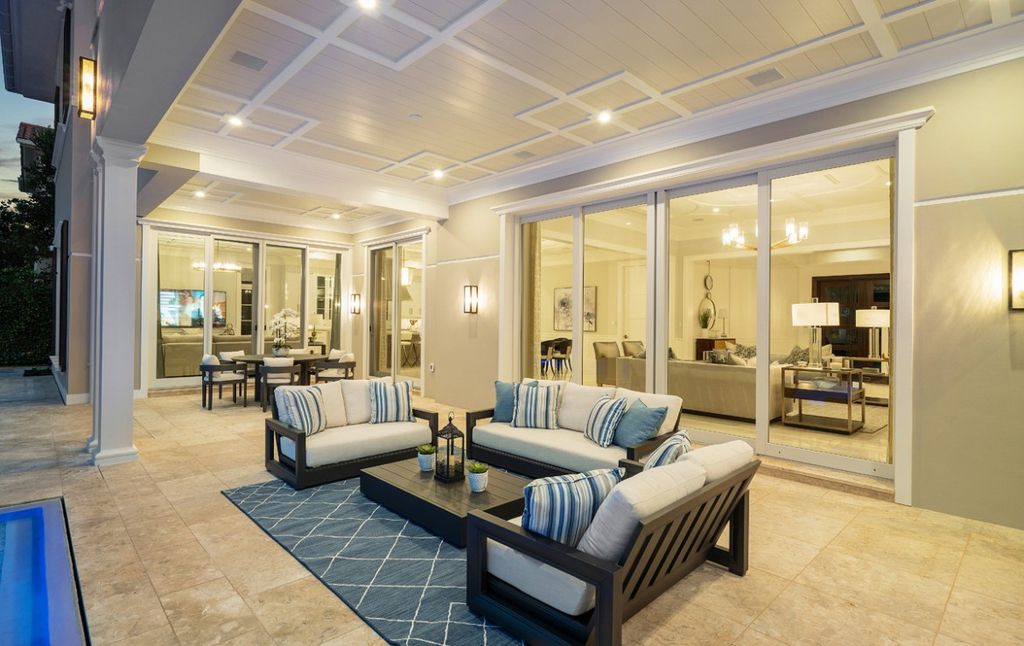 This Magnificent Home in Florida was executed by prestigious Wietsma Lippolis Construction. This home has lavish finishes, attention to detail, and outstanding craftsmanship