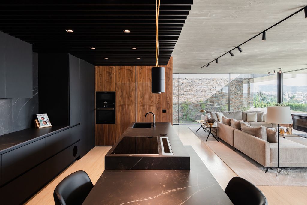 Cork Trees House by Trama Arquitetos a Raw concrete floats over Horizon 12