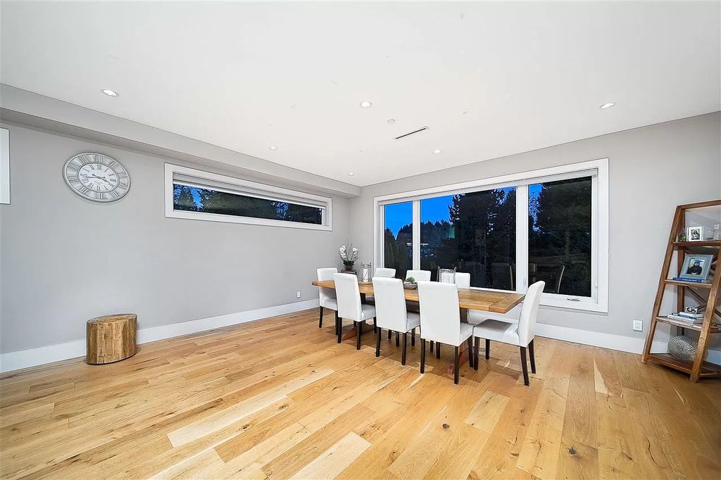 The Fabulous Home in West Vancouver has superb quality & the finest workmanship by Vela Designs now available for sale. This home located at 1010 Wildwood Ln, West Vancouver, BC V7S 2H8, Canada