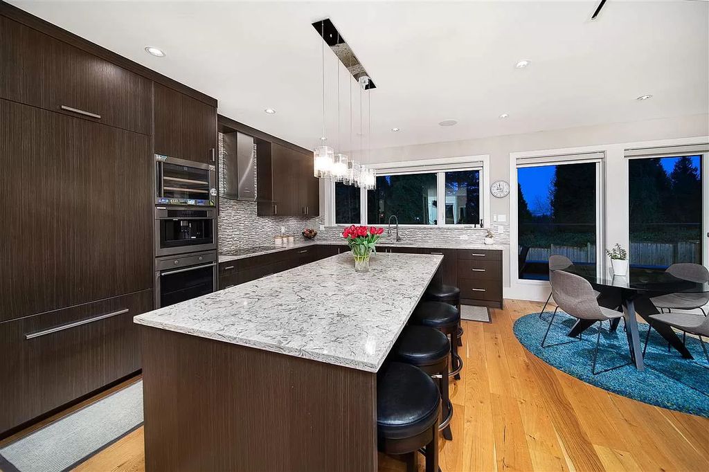 The Fabulous Home in West Vancouver has superb quality & the finest workmanship by Vela Designs now available for sale. This home located at 1010 Wildwood Ln, West Vancouver, BC V7S 2H8, Canada