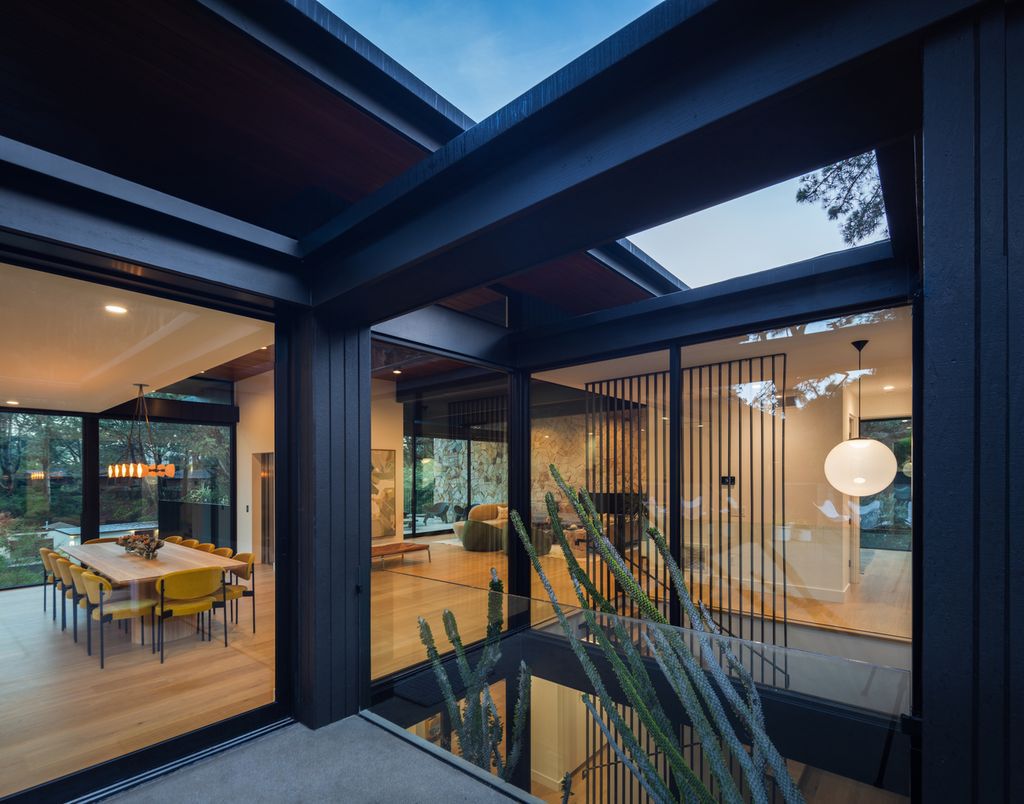 Impressive Pine Needles residence in desirable location of DelMar by NDD 4