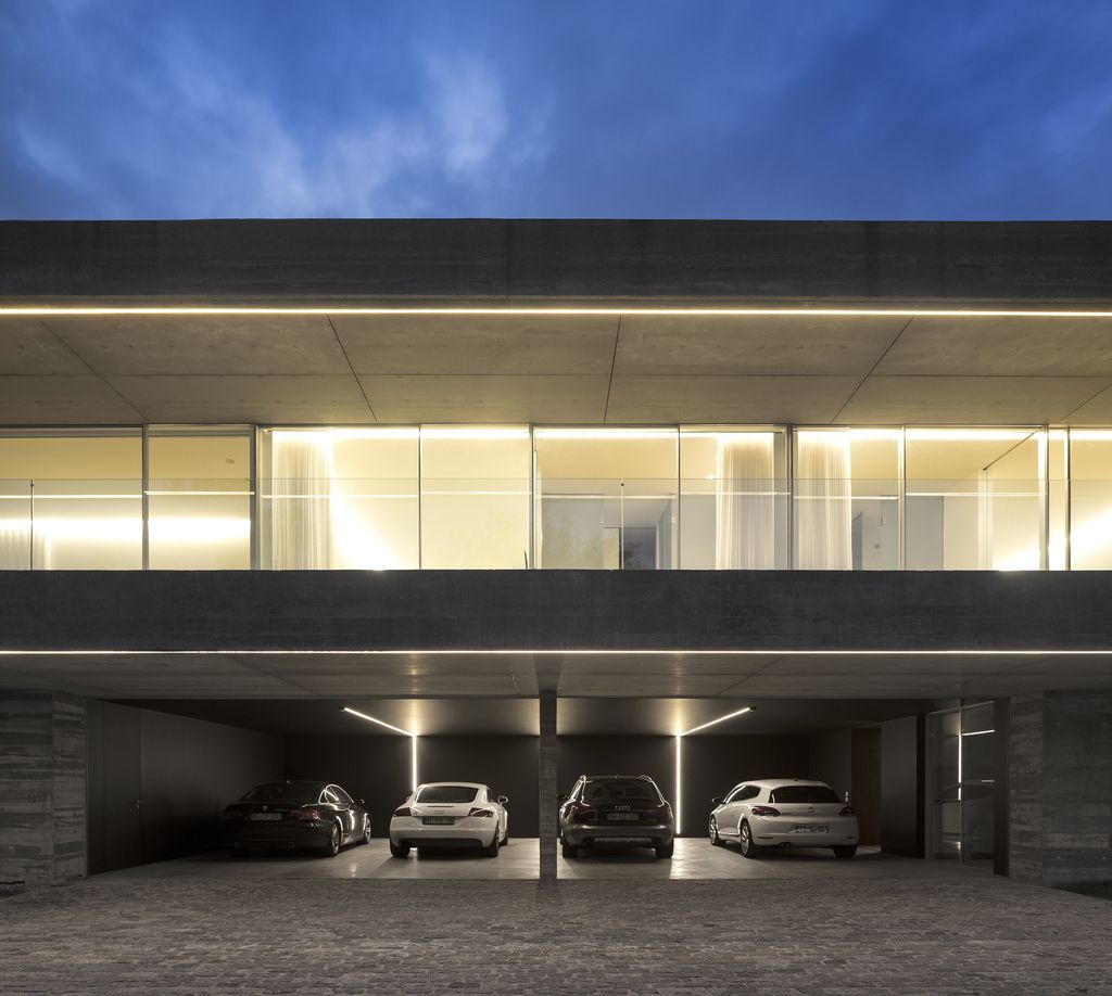 Long textured Sambade House in Portugal Countryside by Spaceworkers