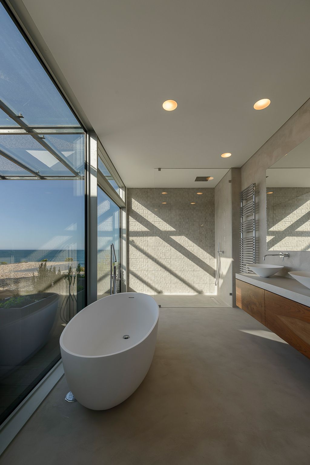 Luxury Sea Front Villa with Spectacular Sea Overlooking by ARQ TAILOR