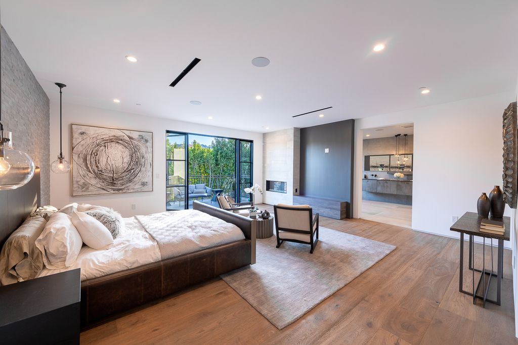 This Marvelous Spanish Contemporary Home in California designed and built by the legendary Arzuman Brothers. This incredible constructed craftsman built-in 2019 consists of 5 bedrooms and 7 bathrooms
