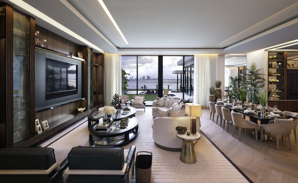 This Miami Home was executed by the prestigious Bart Reines Luxury HomeBuilder. Built to the highest standards, the villa offers a breathtaking sea view, as well as a panoramic view of Miami Downtown