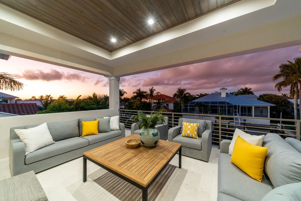 This Mind-Blowing Waterfront Naples Estate was executed by prestigious Gulfstream Homes. This villa redefines understated luxury, in a way that is unparalleled in the marketplace today
