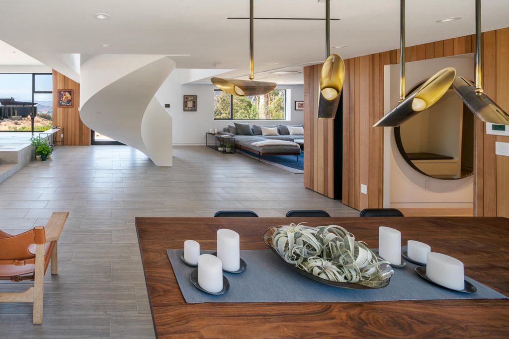 The Modern Home in California is an architectural masterpiece designed and developed by award winning AUX Architecture now available for sale. This home located at 1178 Stunt Rd, Calabasas, California; offering 4 bedrooms and 4 bathrooms with over 4,000 square feet of living spaces.