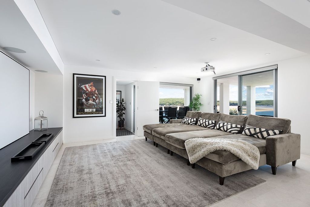  Pinnacle waterfront villa with three sublime levels at New South Wales for auction
