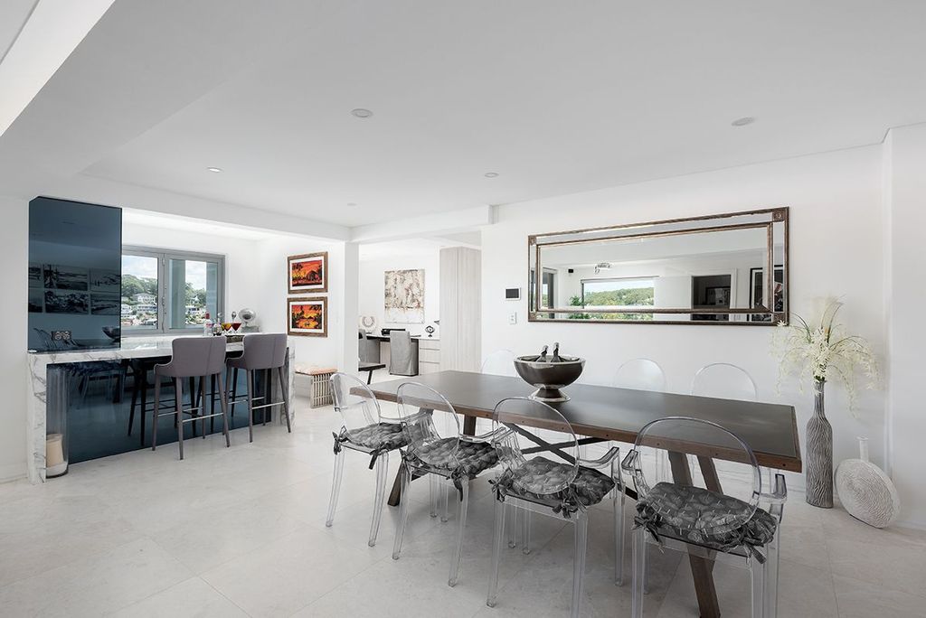  Pinnacle waterfront villa with three sublime levels at New South Wales for auction