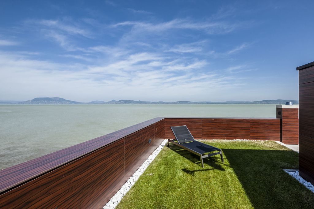 Stunning Duplex Lakeside Home in Balatonboglar by Toth Project 2