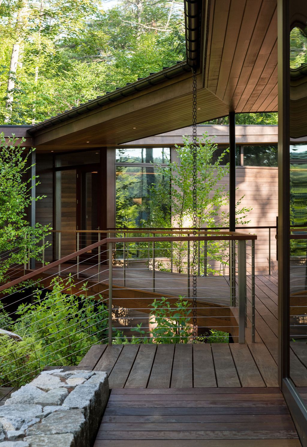 Stunning Shoreland Overlook Residence by Murdough Design Architects 11