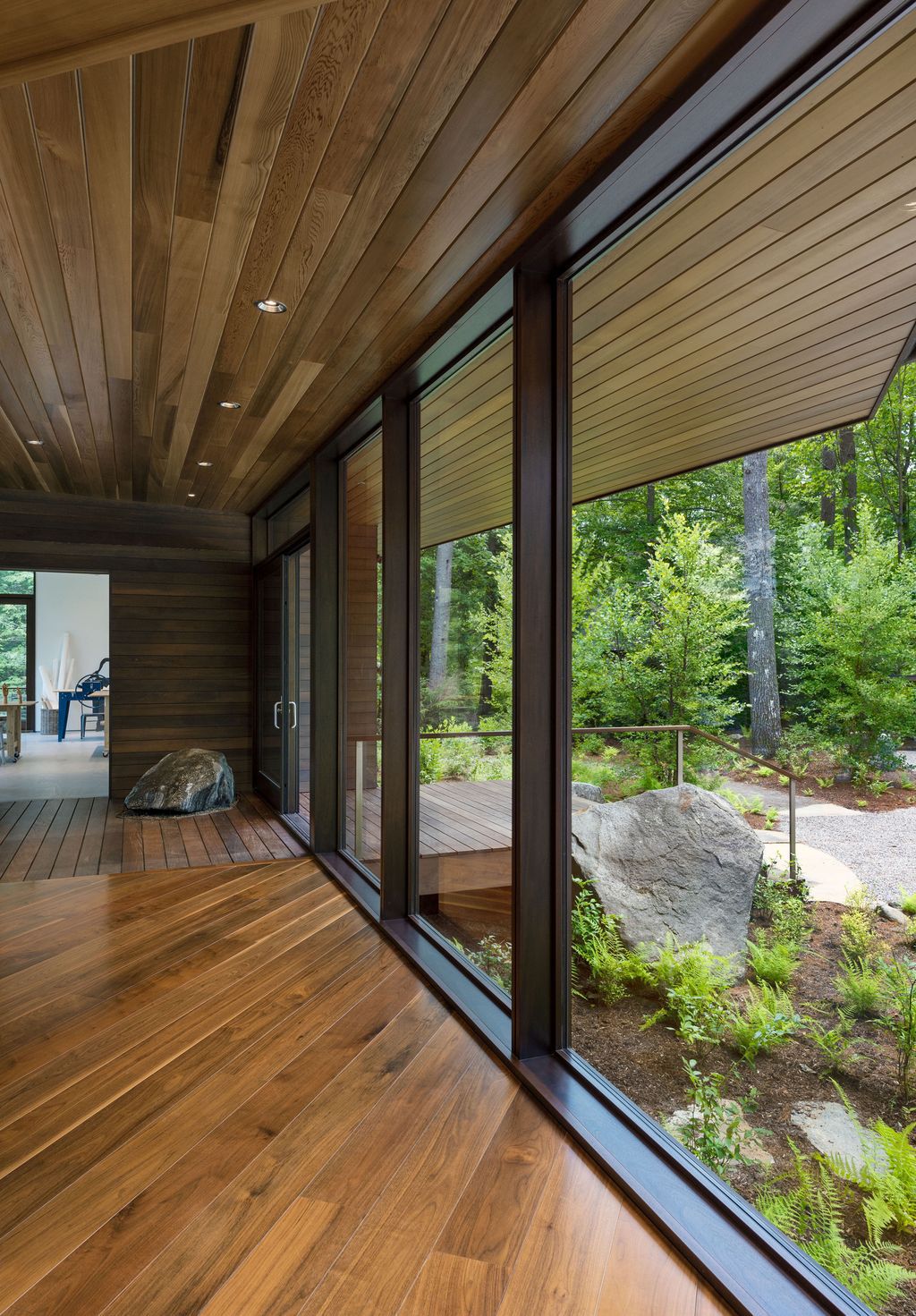 Stunning Shoreland Overlook Residence by Murdough Design Architects 14