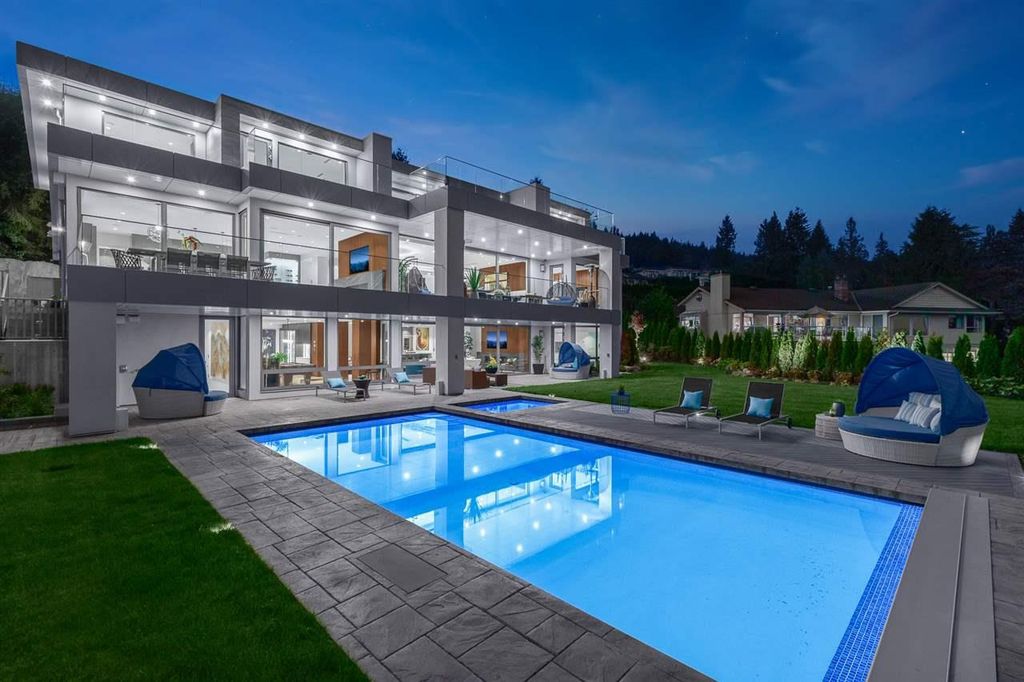 The Sumptuous West Vancouver Villa offers the absolute best panoramic view of Lion Gate Bridge, Downtown & Stanley Park now available for sale. This home located at 1430 Bramwell Rd, West Vancouver, BC V7S 2N9, Canada
