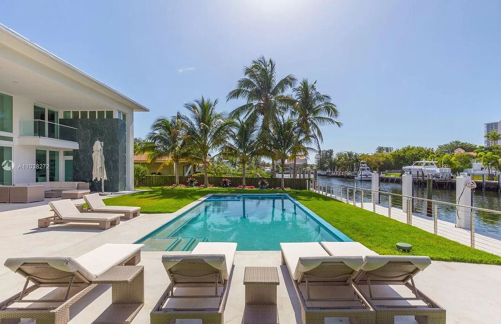 The Waterfront Home in Florida located on one of South Florida’s most sought-after waterfront communities now available for sale. This home located at 431 Alamanda Dr, Hallandale Beach, Florida