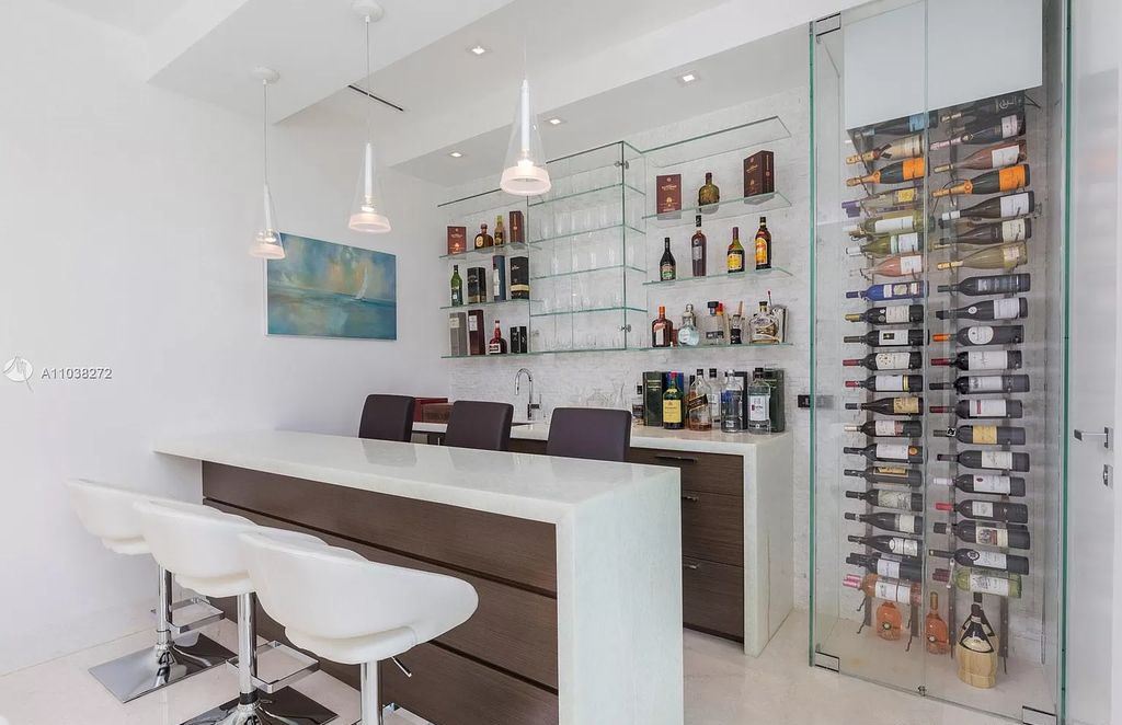 The Waterfront Home in Florida located on one of South Florida’s most sought-after waterfront communities now available for sale. This home located at 431 Alamanda Dr, Hallandale Beach, Florida
