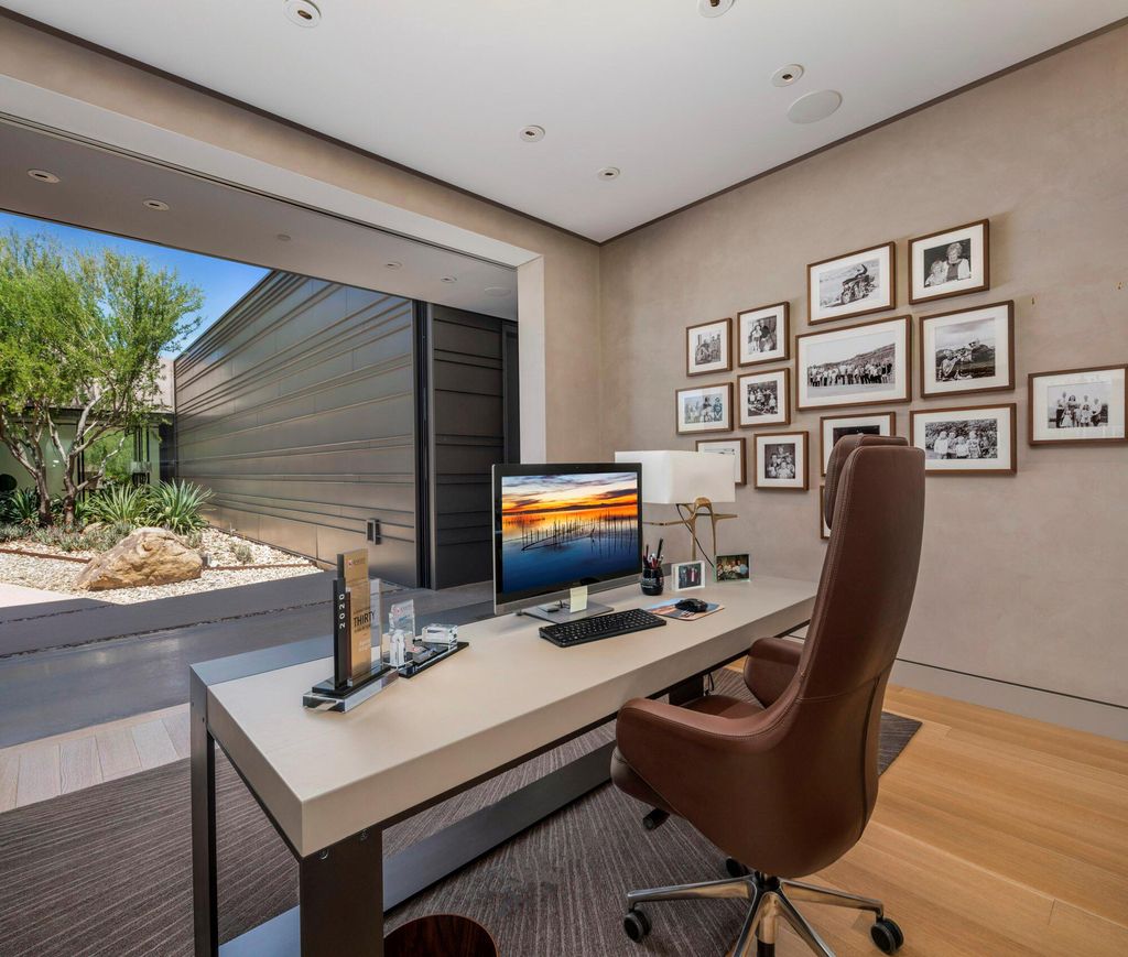 The Alluring Home in Arizona is a triumph in contemporary residential architecture that truly reflects the spirit of its natural surroundings now available for sale. This home located at 6121 N Nauni Valley Dr, Paradise Valley, Arizona