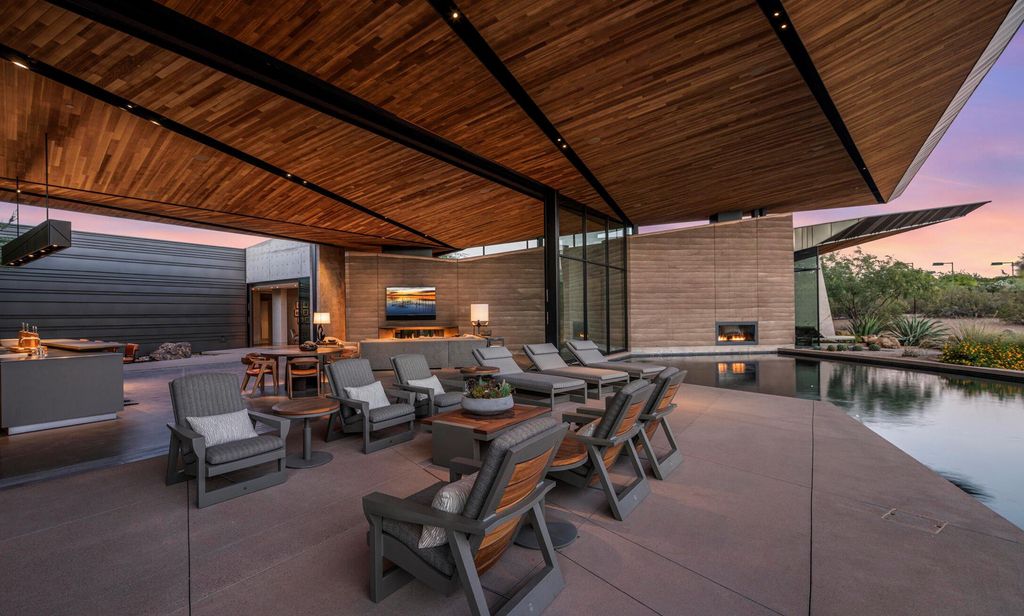 The Alluring Home in Arizona is a triumph in contemporary residential architecture that truly reflects the spirit of its natural surroundings now available for sale. This home located at 6121 N Nauni Valley Dr, Paradise Valley, Arizona