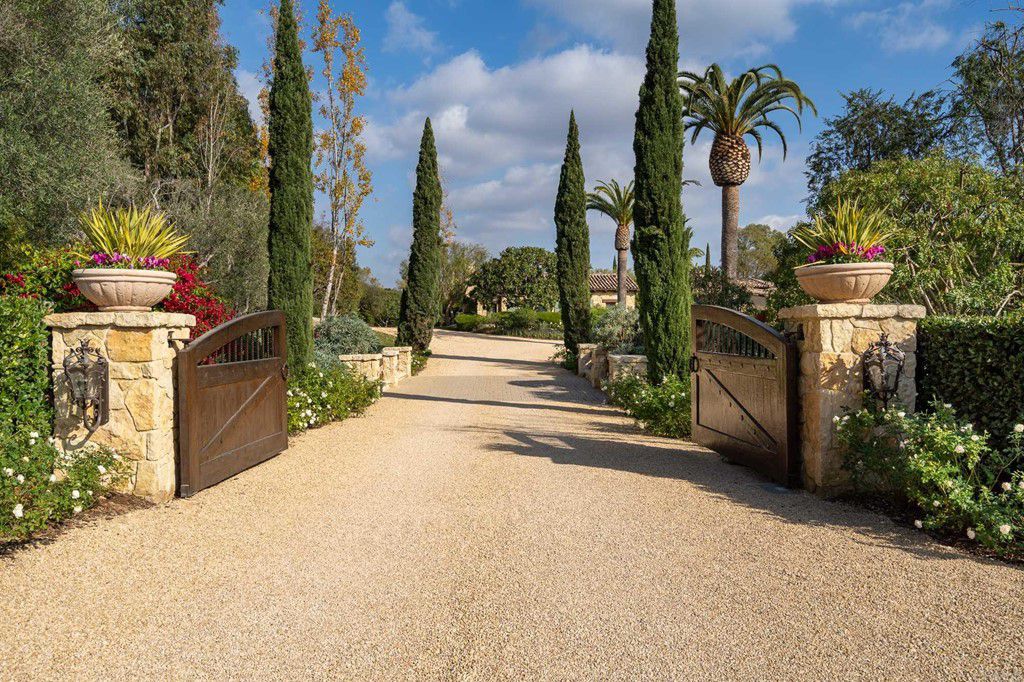 The House in Rancho Santa Fe is a luxurious estates offers seamless Indoor/Outdoor living from every vantage point now available for sale. This home located at 17285 Avenida De Acacias, Rancho Santa Fe, California