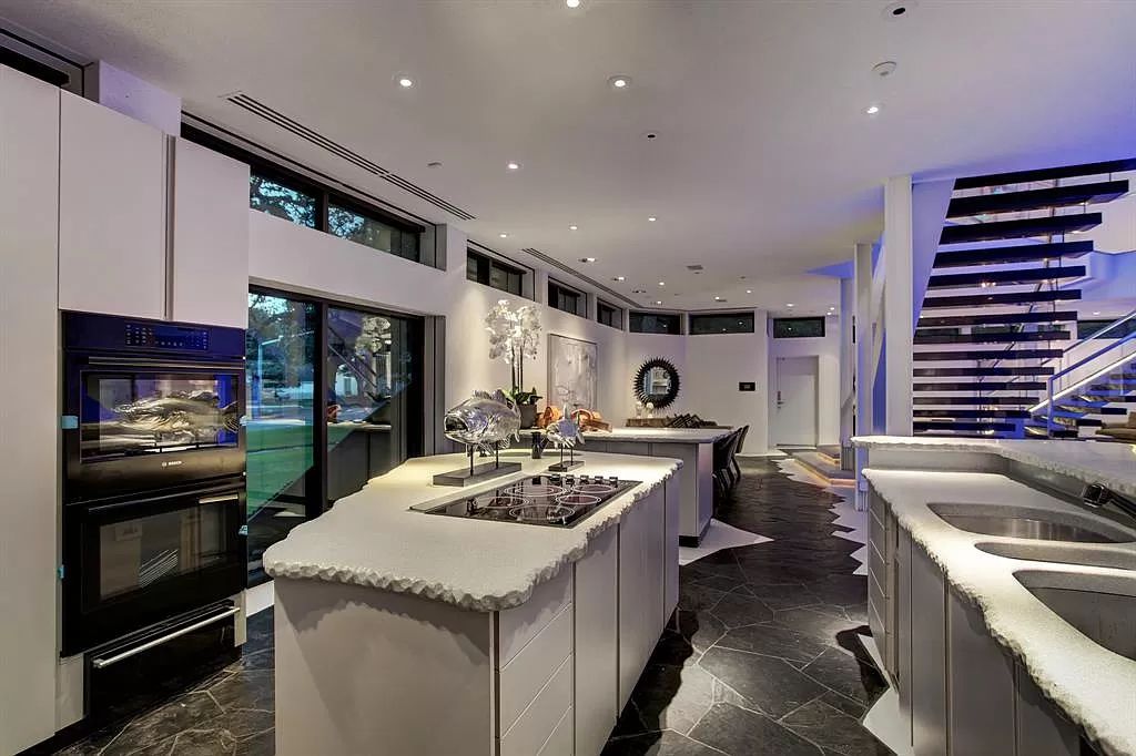 This 4300000 Houston Contemporary Home has unique UFO shaped facade 8