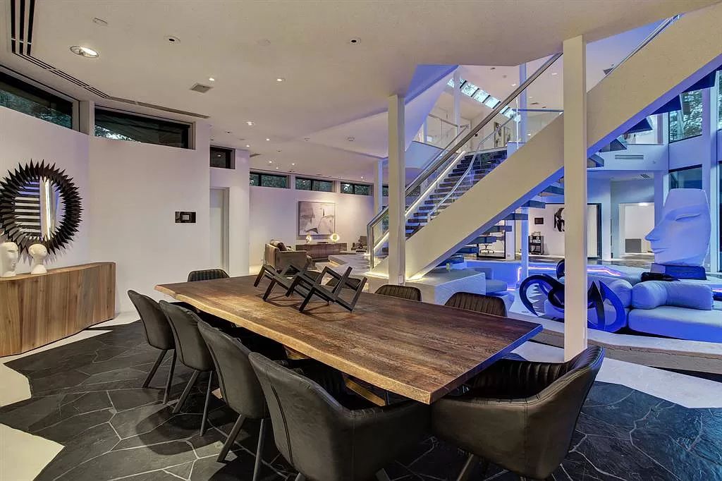 This 4300000 Houston Contemporary Home has unique UFO shaped facade 9