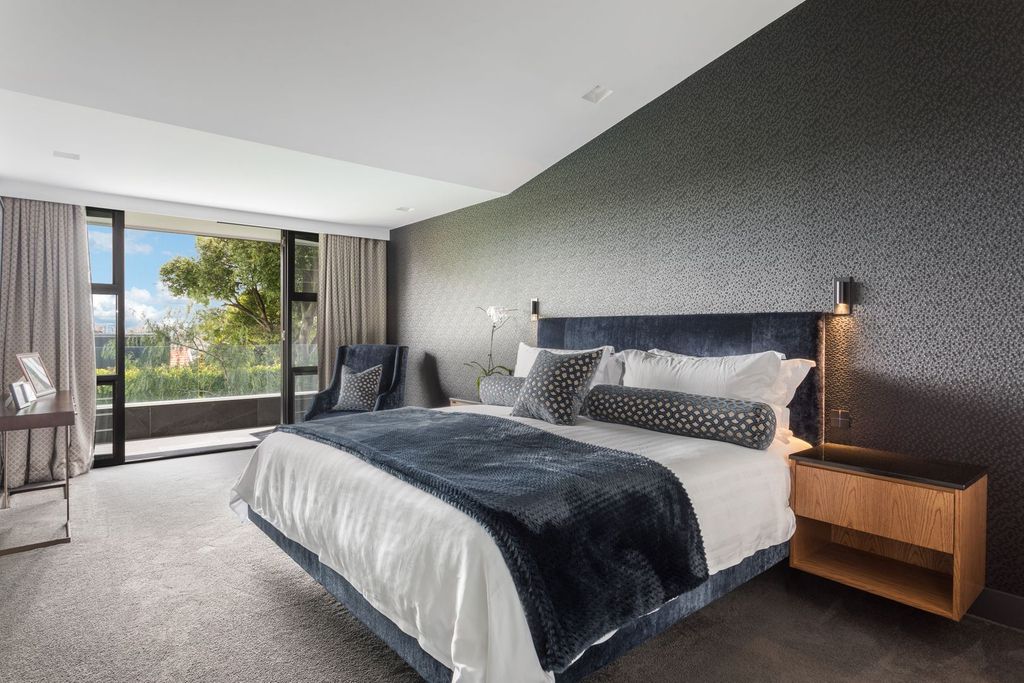 Two level Mosman home in New South Wales with striking view for Sale