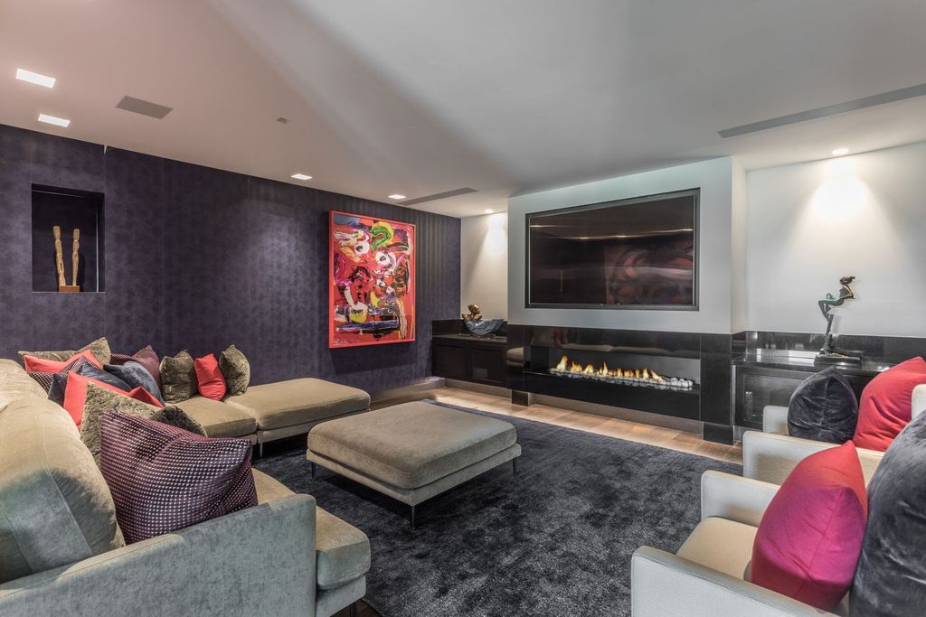Two level Mosman home in New South Wales with striking view for Sale