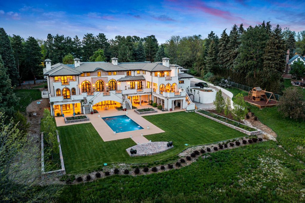  A $9,975,000 traditional Italian villa in Colorado designed by Carlos Alvarez