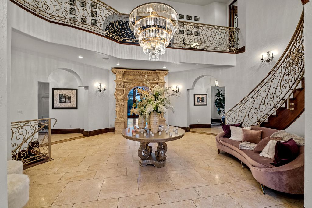  A $9,975,000 traditional Italian villa in Colorado designed by Carlos Alvarez