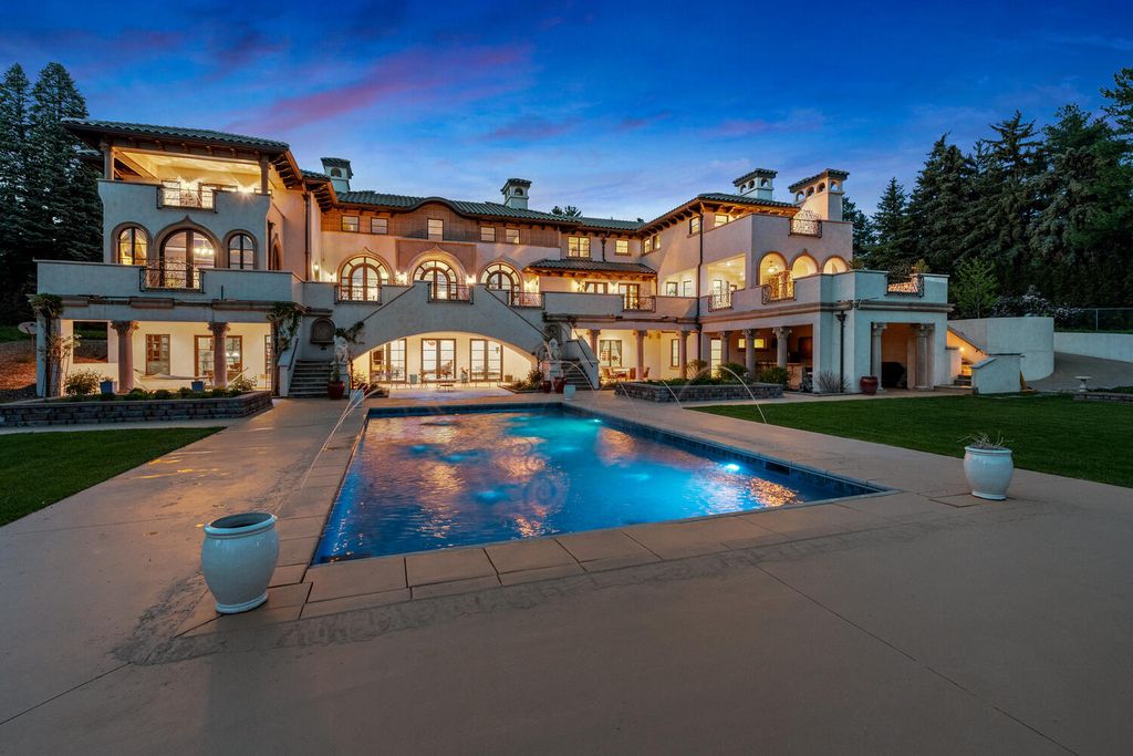  A $9,975,000 traditional Italian villa in Colorado designed by Carlos Alvarez