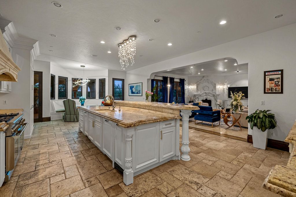  A $9,975,000 traditional Italian villa in Colorado designed by Carlos Alvarez