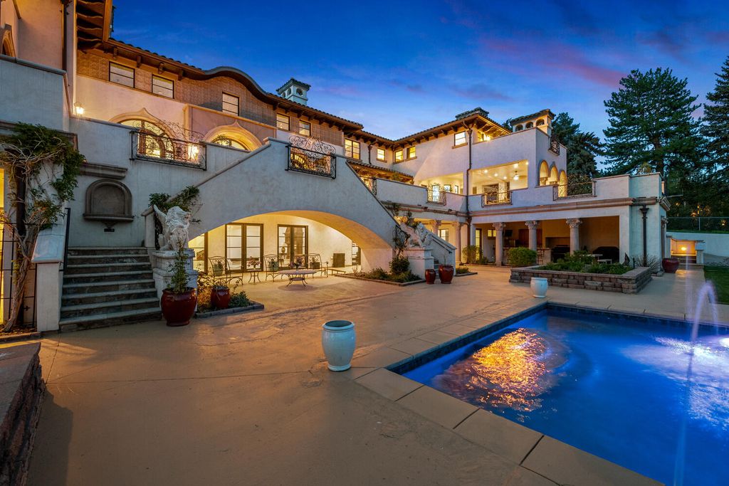  A $9,975,000 traditional Italian villa in Colorado designed by Carlos Alvarez