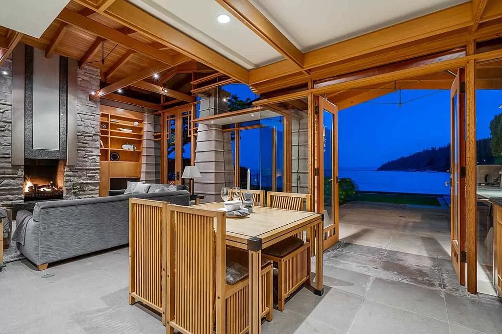 The Spectacular Waterfront Residence in West Vancouver offers the most stunning ocean views now available for sale. This home located at 4470 Ross Cres, West Vancouver, BC V7W 1B2, Canada