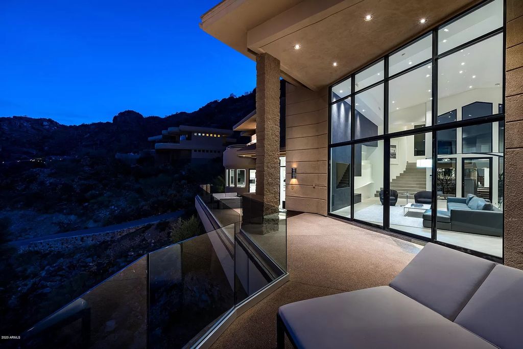A Pristine Contemporary Masterpiece in Arizona for Sale at $4,695,000