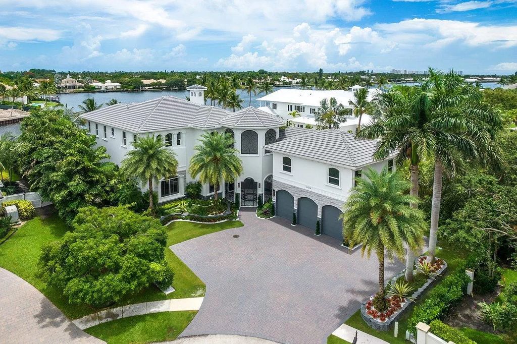 The Waterfront Home in North Palm Beach is a luxurious estate situated in gated Captains Key Community great for entertaining  now available for sale. This home located at 12014 Captains Lndg, North Palm Beach, Florida