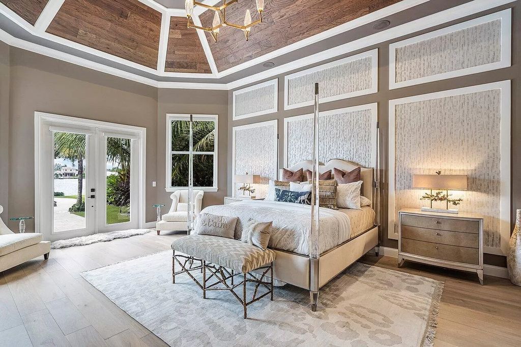 The Waterfront Home in North Palm Beach is a luxurious estate situated in gated Captains Key Community great for entertaining  now available for sale. This home located at 12014 Captains Lndg, North Palm Beach, Florida