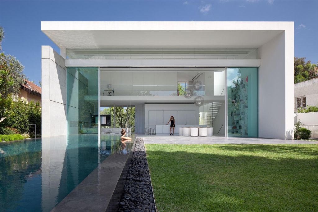 Beautiful Ramat Hasharon House in Israel by Pitsou Kedem Architects 5