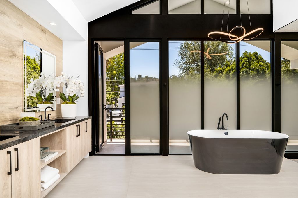 The Home in Los Angeles is an architectural masterpiece and arguably one of the most unique and special properties in LA now available for sale. This home located at 18933 Wells Dr, Tarzana, California