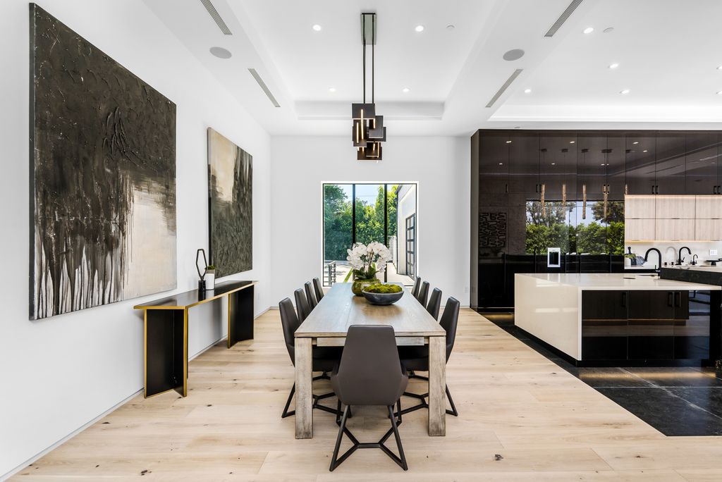 The Home in Los Angeles is an architectural masterpiece and arguably one of the most unique and special properties in LA now available for sale. This home located at 18933 Wells Dr, Tarzana, California