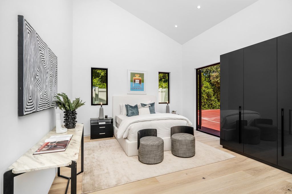 The Home in Los Angeles is an architectural masterpiece and arguably one of the most unique and special properties in LA now available for sale. This home located at 18933 Wells Dr, Tarzana, California