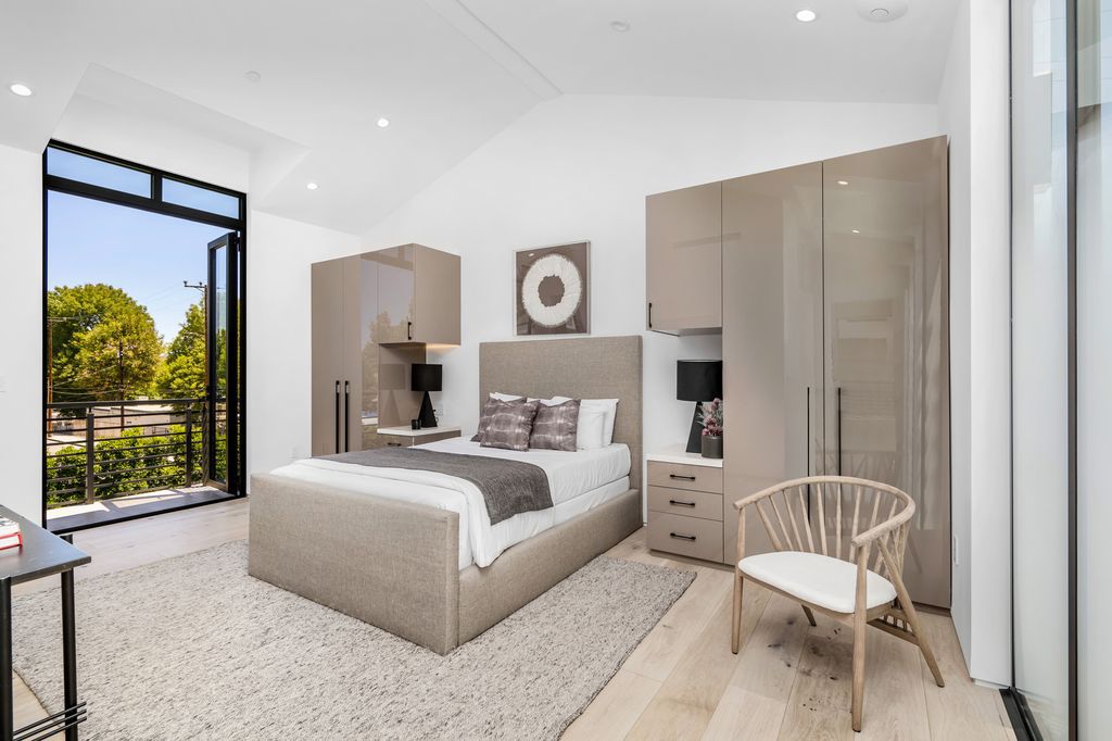 The Home in Los Angeles is an architectural masterpiece and arguably one of the most unique and special properties in LA now available for sale. This home located at 18933 Wells Dr, Tarzana, California