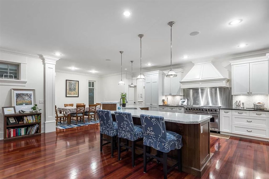 The Breathtaking Gated Altamont Estate is a contemporary custom built family home now available for sale. This home located at 2955 Rosebery Ave, West Vancouver, BC V7V 3A5, Canada