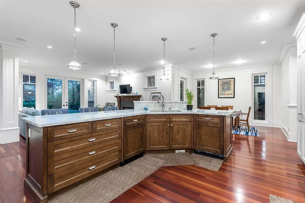 The Breathtaking Gated Altamont Estate is a contemporary custom built family home now available for sale. This home located at 2955 Rosebery Ave, West Vancouver, BC V7V 3A5, Canada